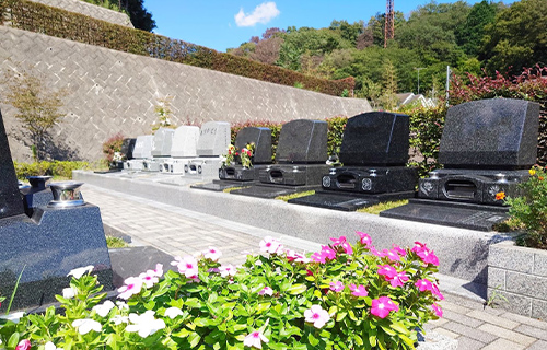 東京･所沢で葬儀・葬式・家族葬をお探しなら家族葬の長坂式典センター たきやま台墓苑のイメージ画像